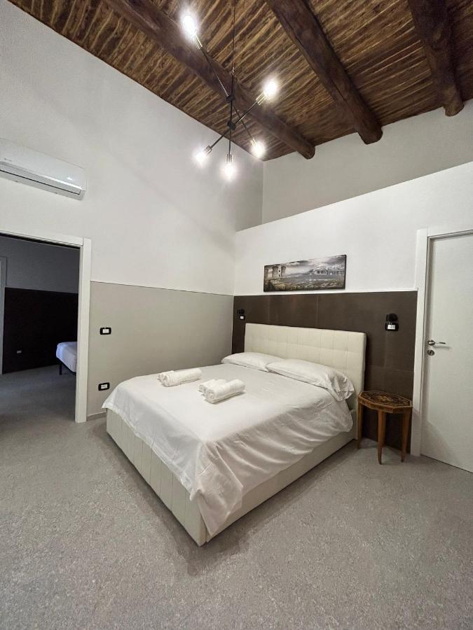 La Suite Del Centro Storico Neapel Exterior foto